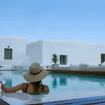 Amyth Of Mykonos Super Paradise