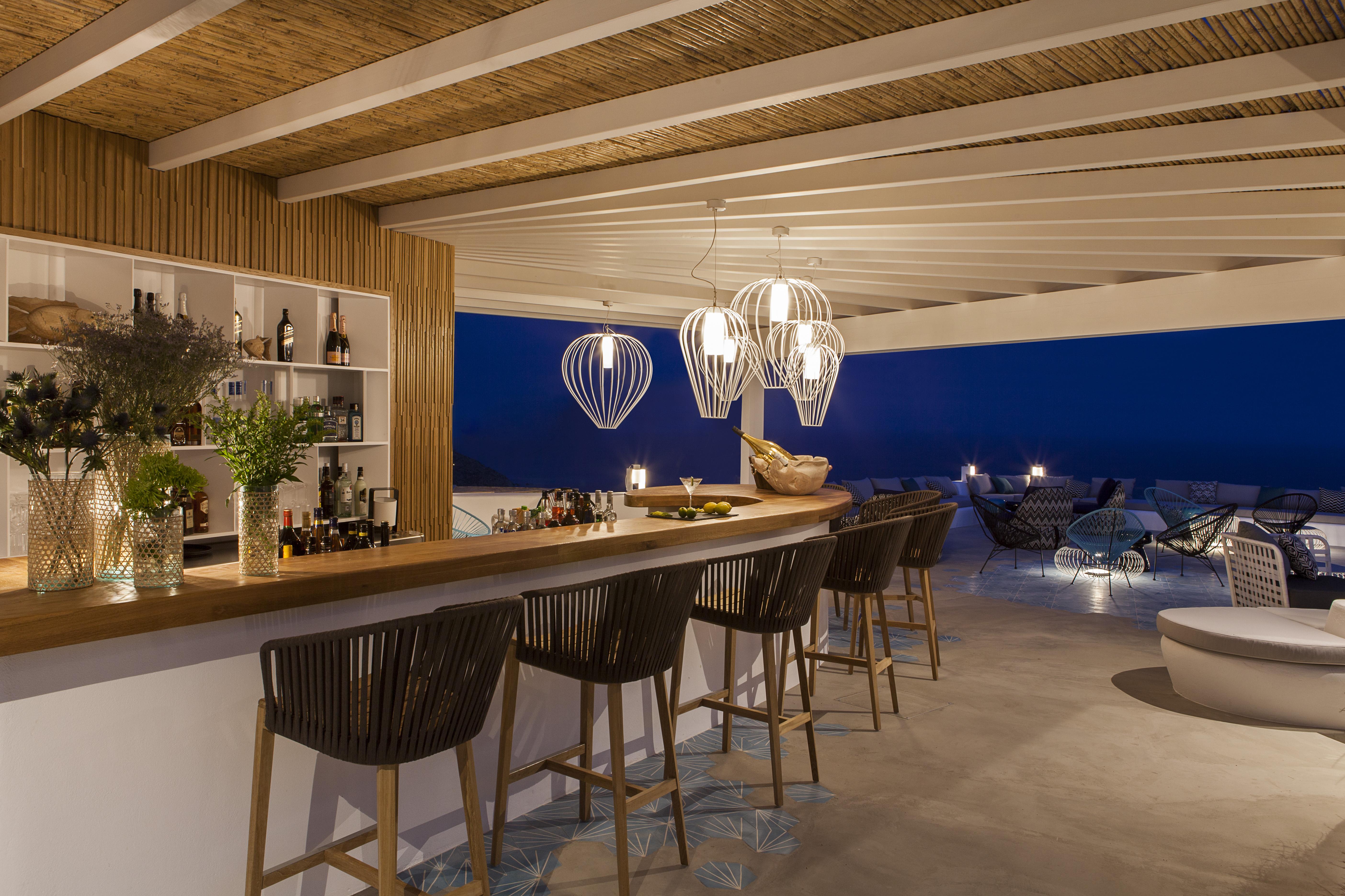 Amyth Of Mykonos Super Paradise Beach (Mykonos)